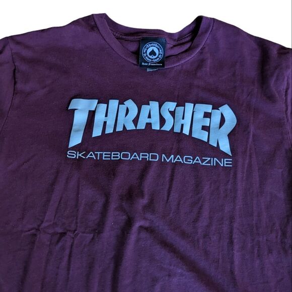 🛍️ THRASHER WOMENS MEDIUM MAROON SKATEBOARD MAGAZINE TEE SHIRT - Picture 2 of 3